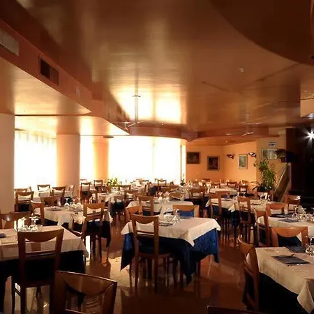 Ξενοδοχείο My 4*